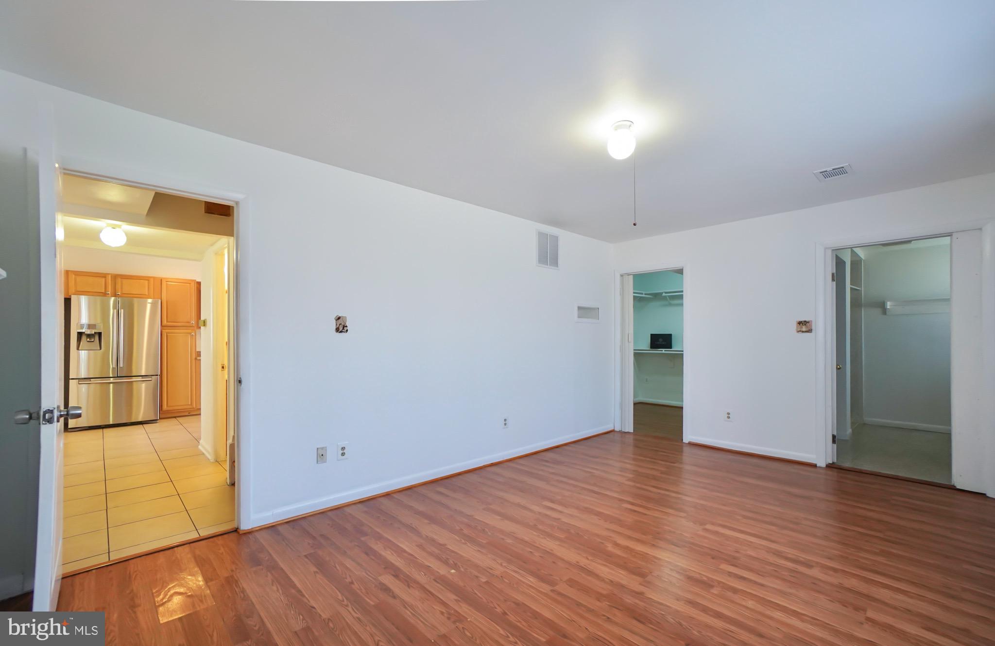 8629 Weems Road Manassas, VA 20110 - Photo 18 of 33 Gallery Image 18