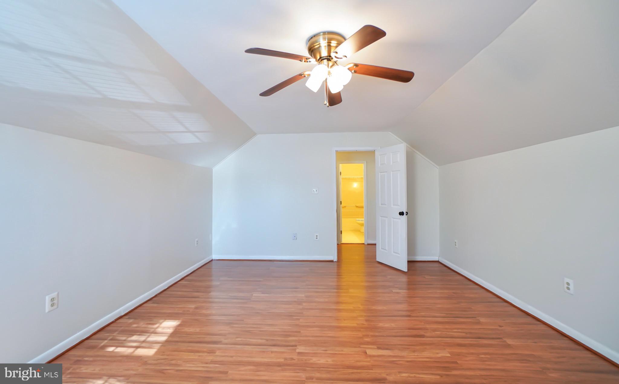 8629 Weems Road Manassas, VA 20110 - Photo 25 of 33 Gallery Image 25