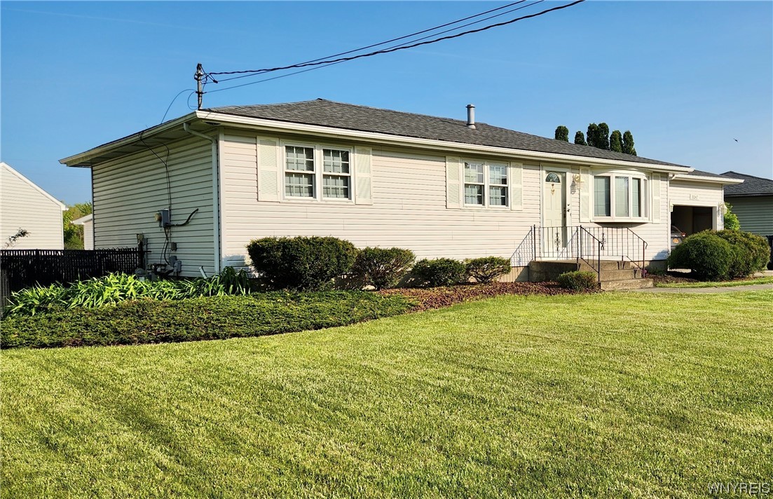 3247 Durham Road Hamburg, NY 14075 - Photo 2 of 20