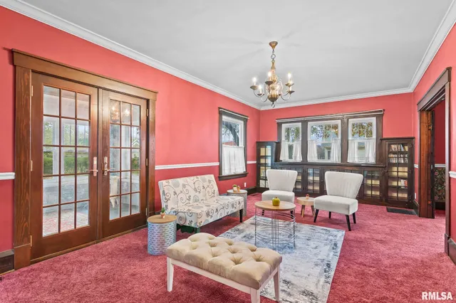 $195,000 | 207 East Cherokee Street, Morrisonville, IL 62546