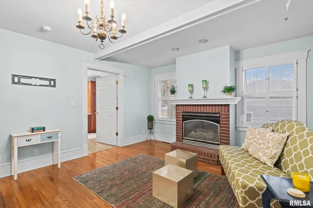 $195,000 | 207 East Cherokee Street, Morrisonville, IL 62546