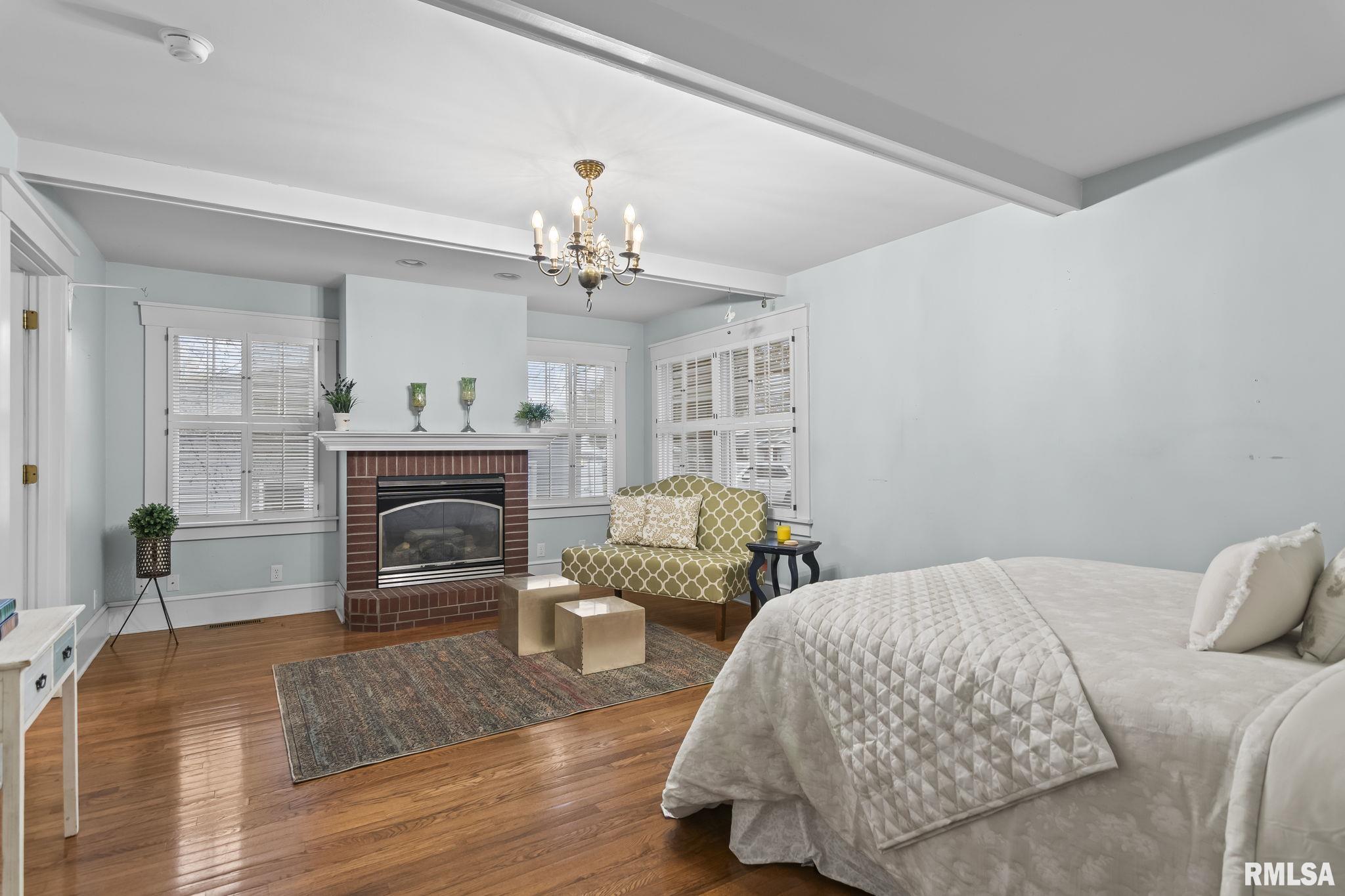 207 East Cherokee Street Morrisonville, IL 62546 - Photo 32 of 65