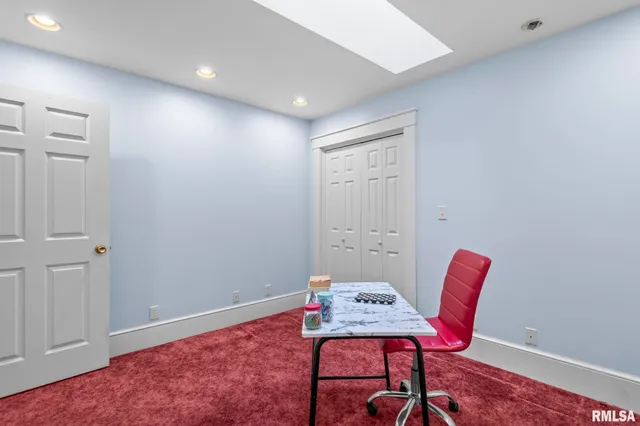 $195,000 | 207 East Cherokee Street, Morrisonville, IL 62546