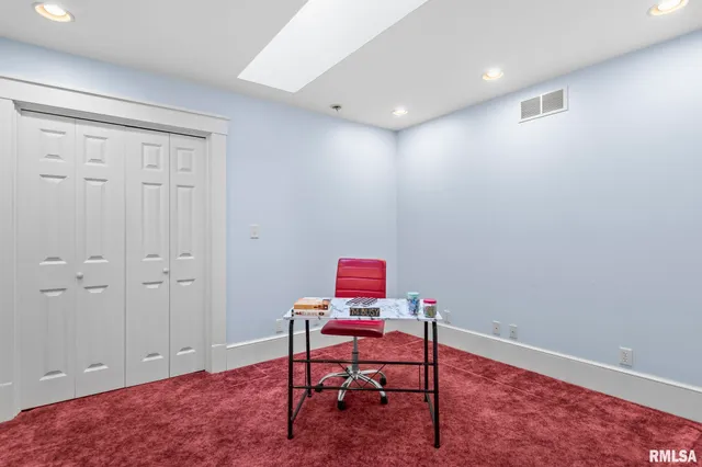 $195,000 | 207 East Cherokee Street, Morrisonville, IL 62546