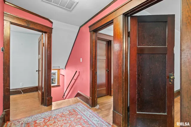 $195,000 | 207 East Cherokee Street, Morrisonville, IL 62546