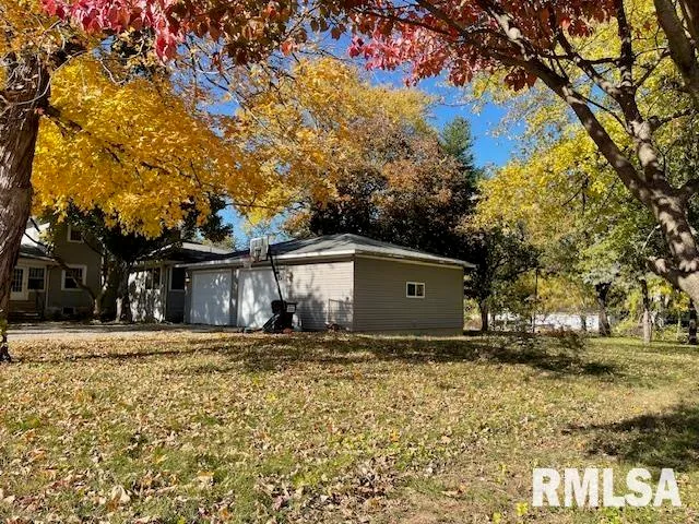 $195,000 | 207 East Cherokee Street, Morrisonville, IL 62546