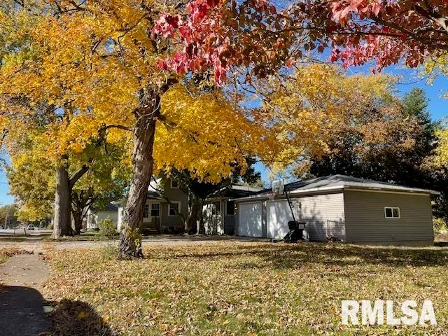 $195,000 | 207 East Cherokee Street, Morrisonville, IL 62546