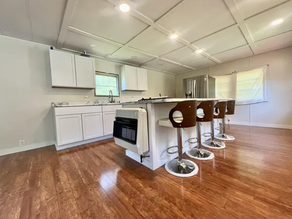 $204,900 | 6915 Rowley Drive, Osseo, MI 49266
