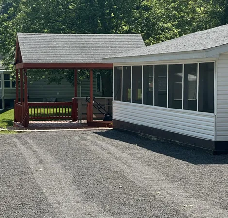 $204,900 | 6915 Rowley Drive, Osseo, MI 49266