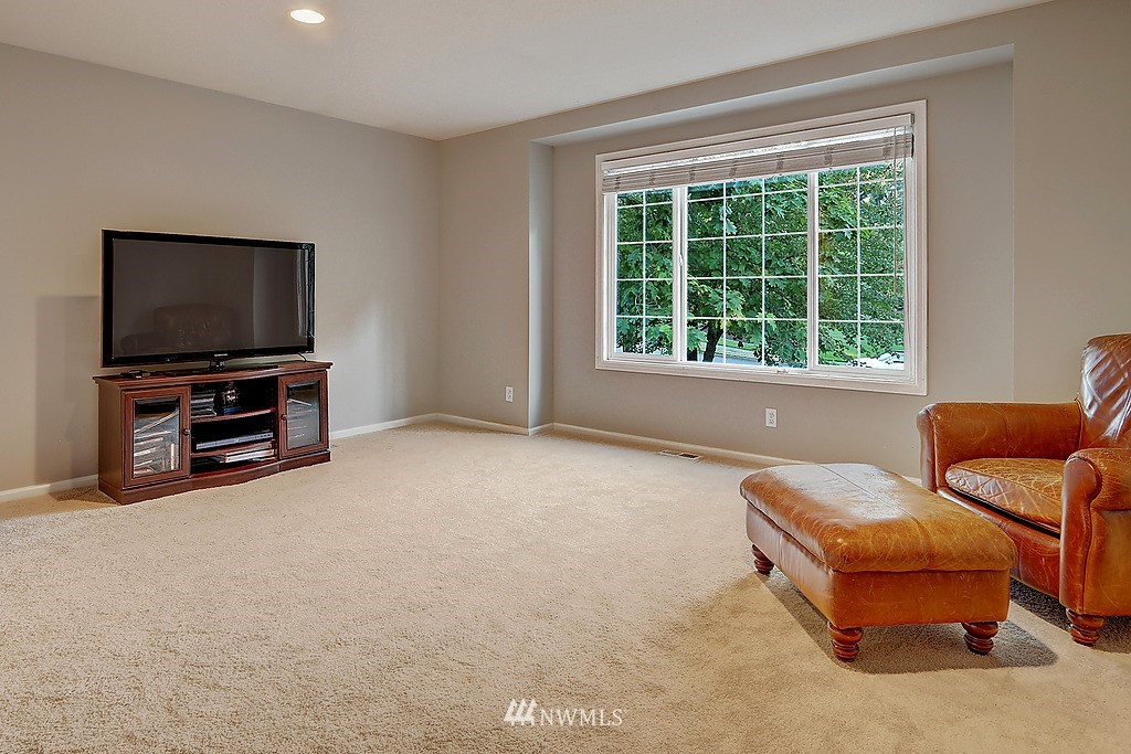 2905 214th Street Southeast Bothell, WA 98021 - Photo 17 of 21