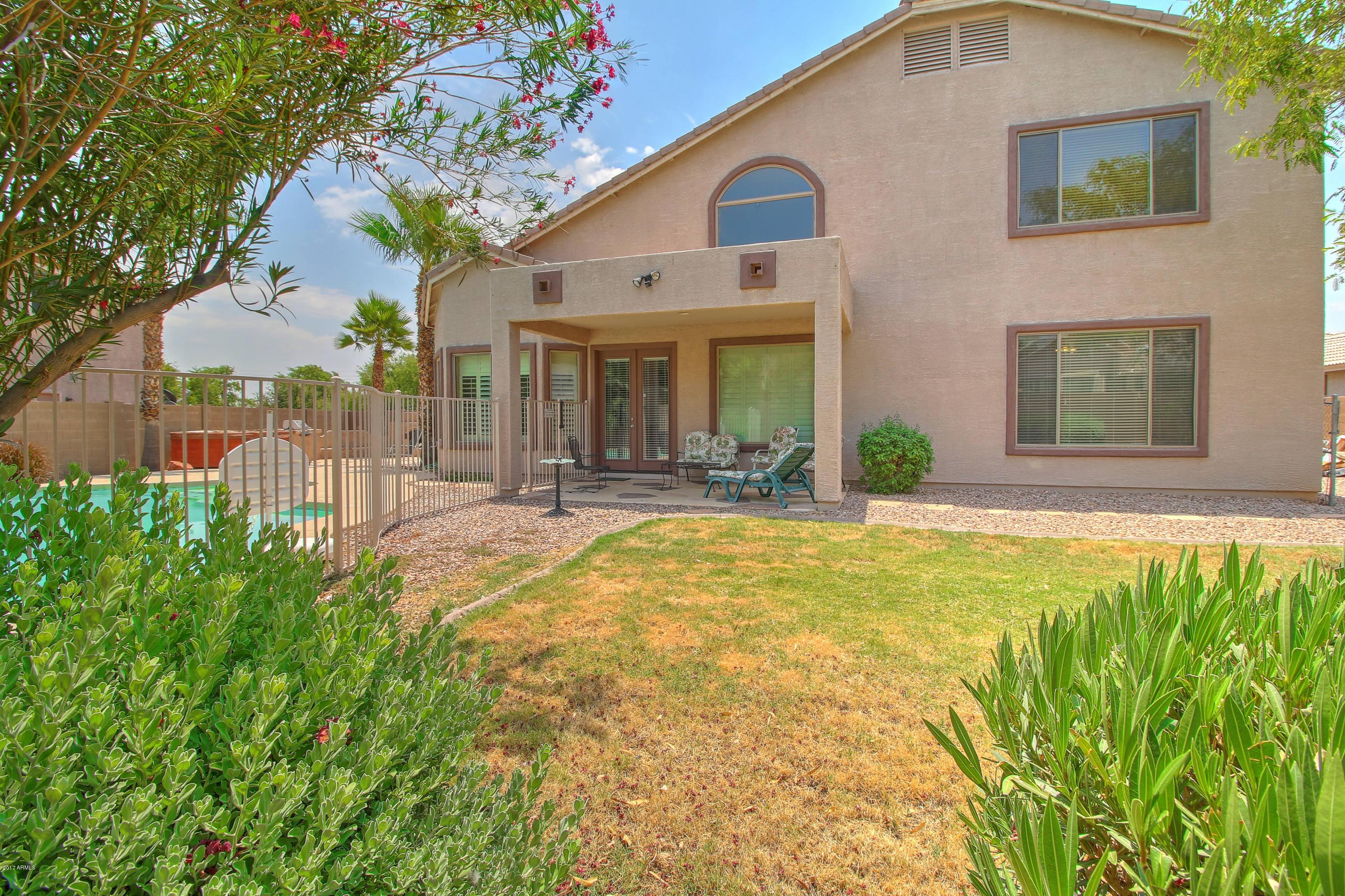 13564 West Boca Raton Road Surprise, AZ 85379 - Photo 14 of 36 Backyard