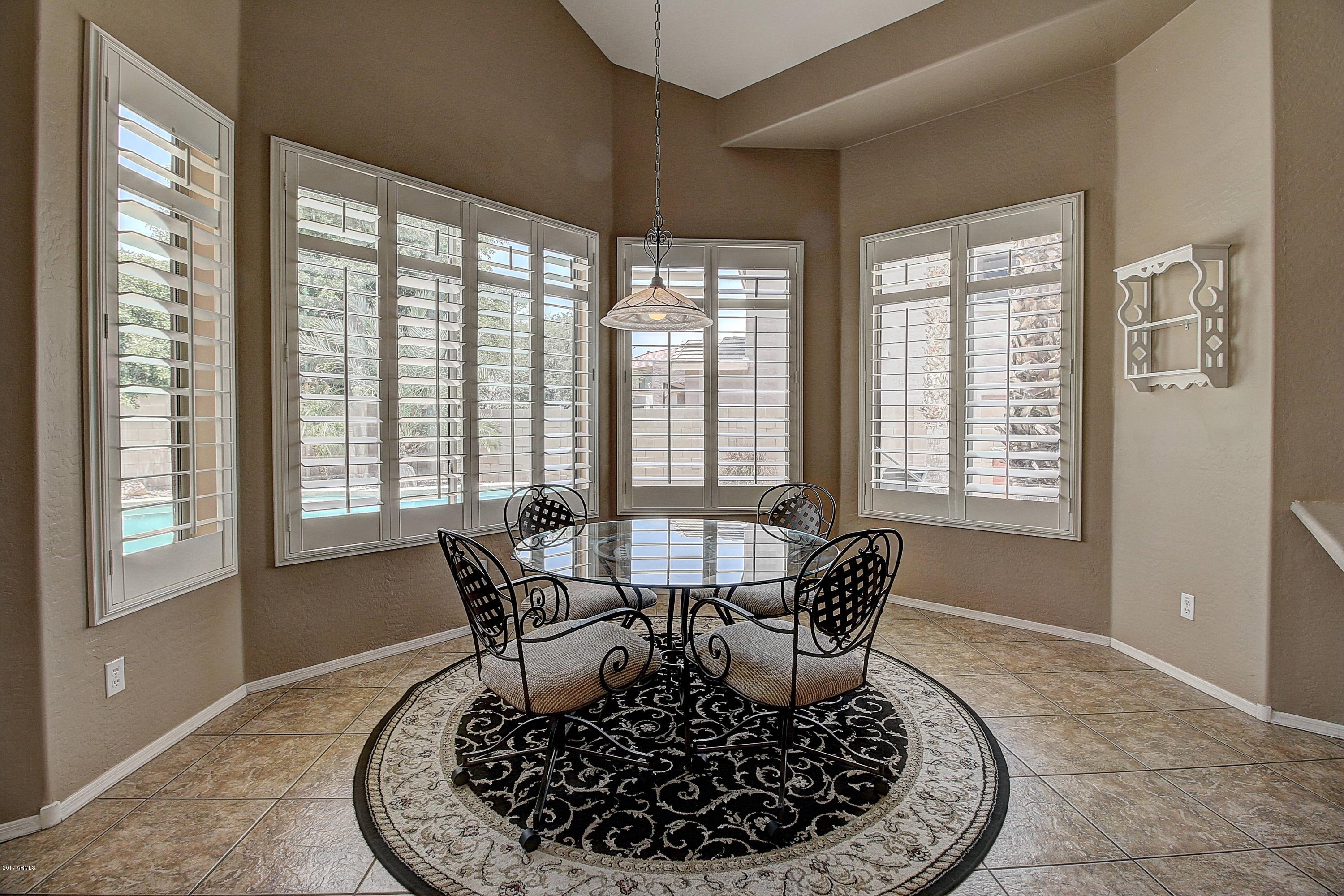 13564 West Boca Raton Road Surprise, AZ 85379 - Photo 22 of 36 Dining