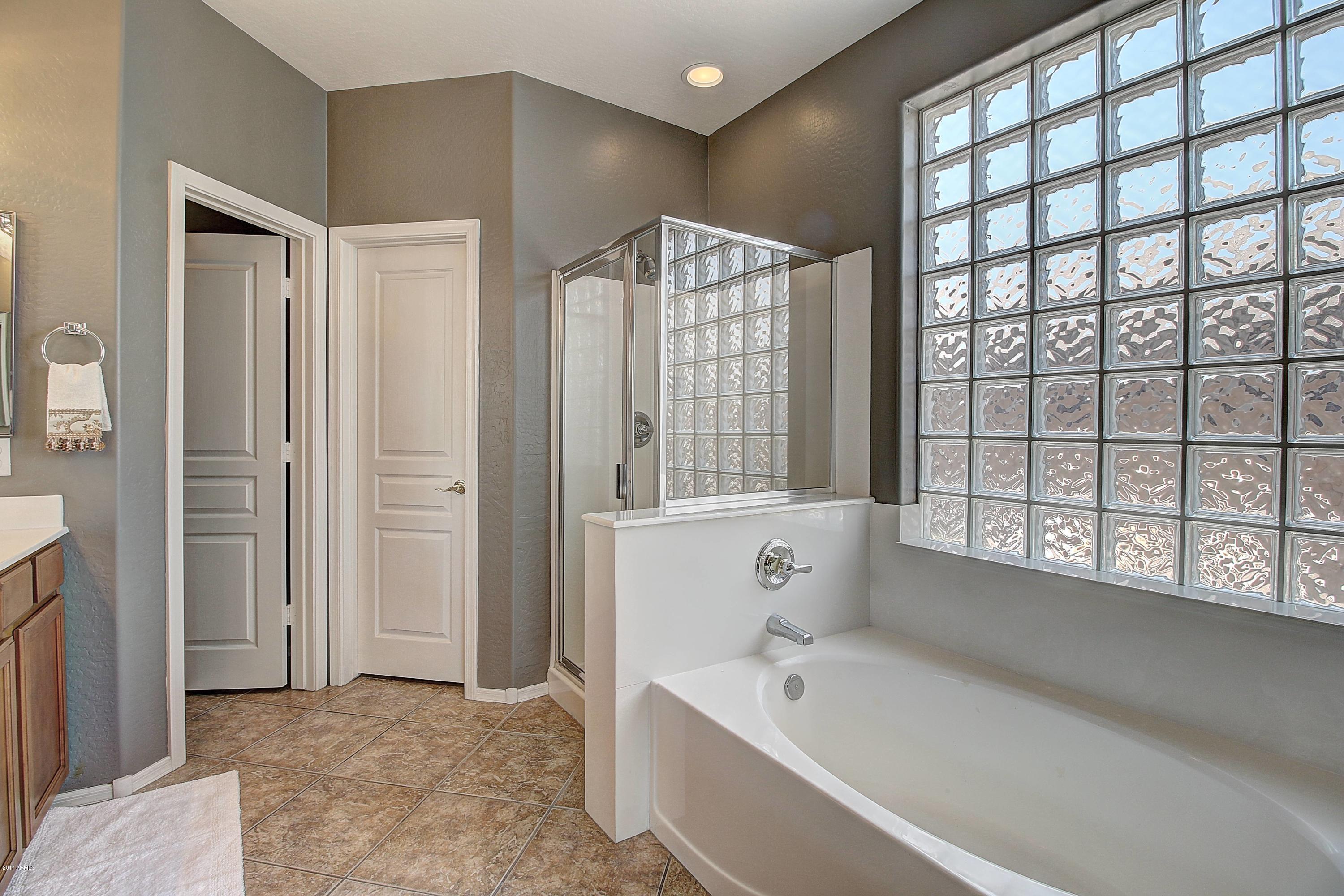 13564 West Boca Raton Road Surprise, AZ 85379 - Photo 30 of 36 Master Bath