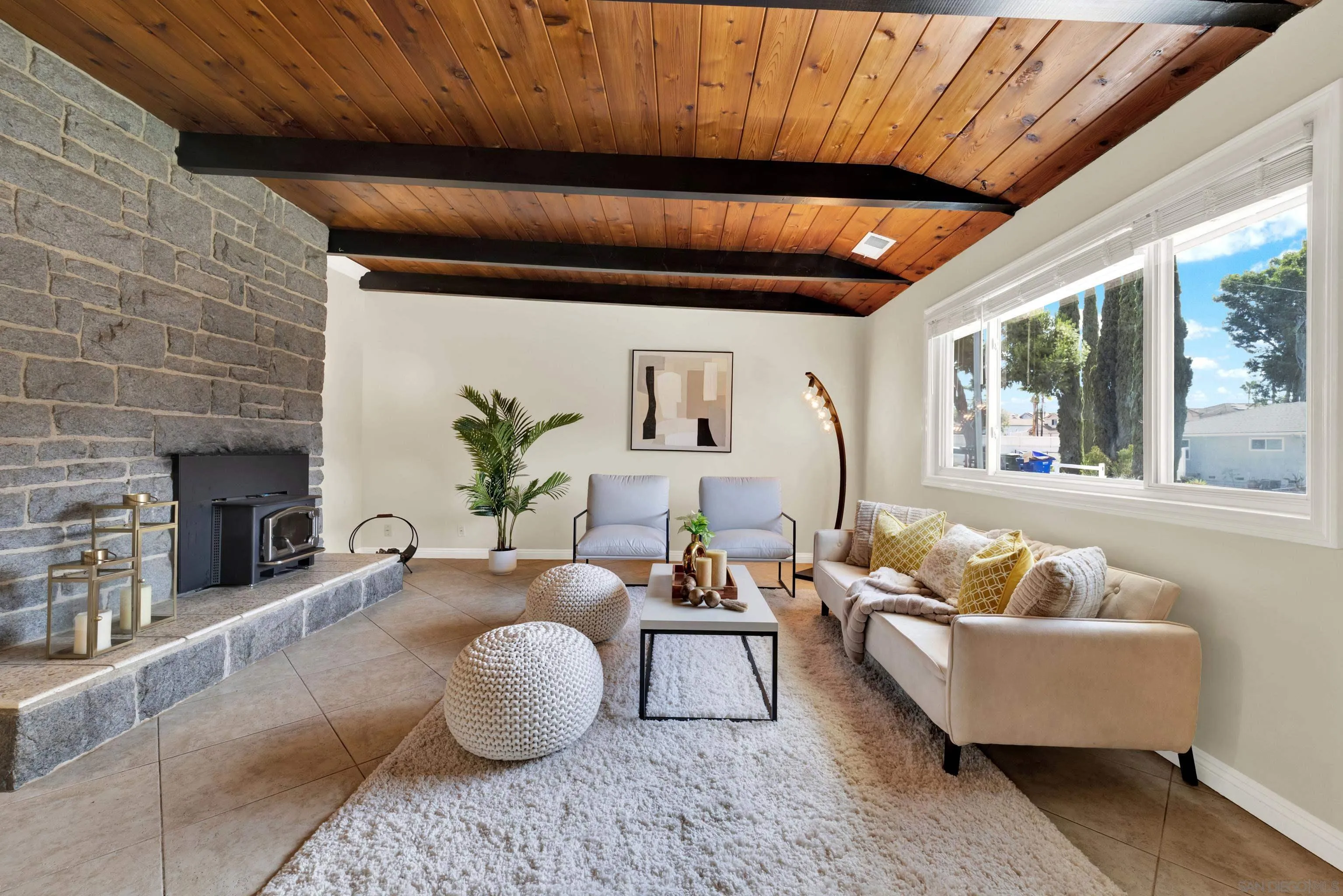 14382 Poway Road Poway, CA 92064 - Photo 6 of 35 Gallery Image 6