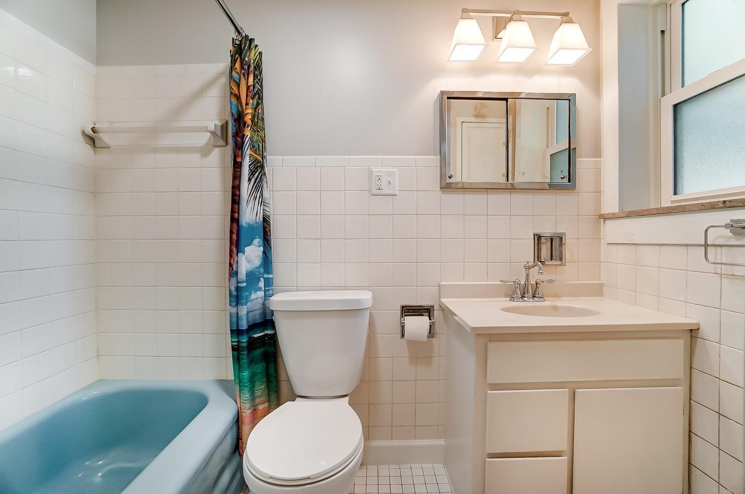 1501 Compton Road Cincinnati, OH 45231 - Photo 15 of 38 Gallery Image 15