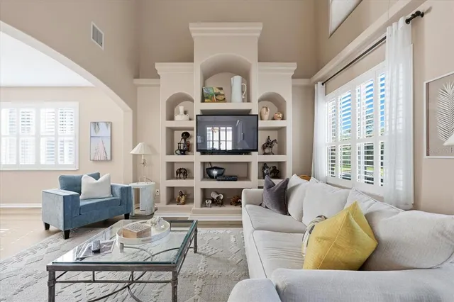 $530,000 | 6834 Guilford Bridge Drive, Apollo Beach, FL 33572