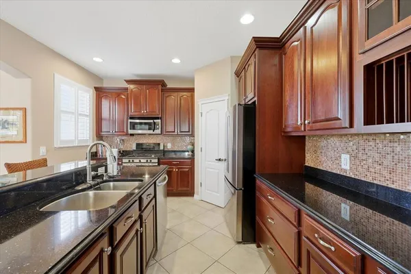 $465,000 | 6834 Guilford Bridge Drive, Apollo Beach, FL 33572