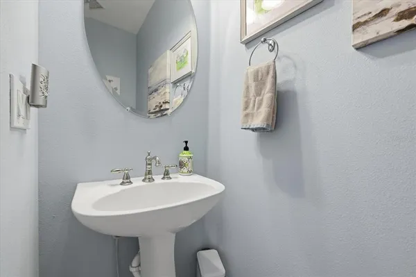 $465,000 | 6834 Guilford Bridge Drive, Apollo Beach, FL 33572