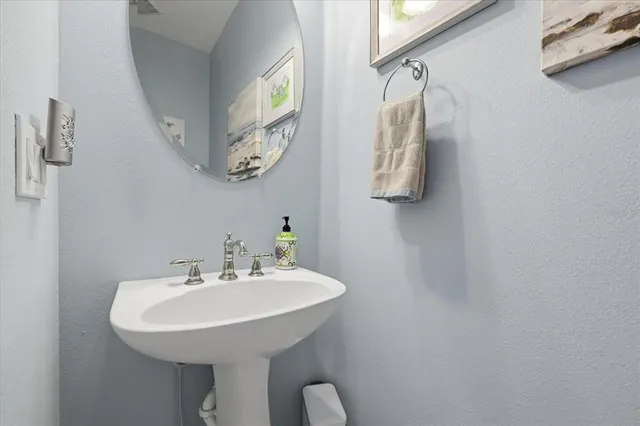 $530,000 | 6834 Guilford Bridge Drive, Apollo Beach, FL 33572