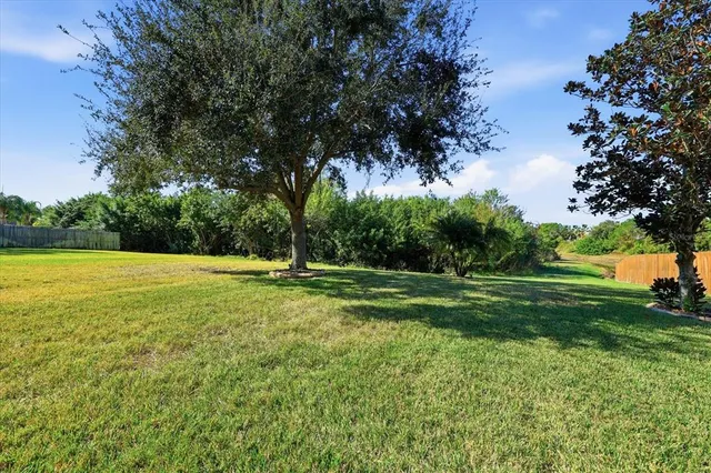 $530,000 | 6834 Guilford Bridge Drive, Apollo Beach, FL 33572