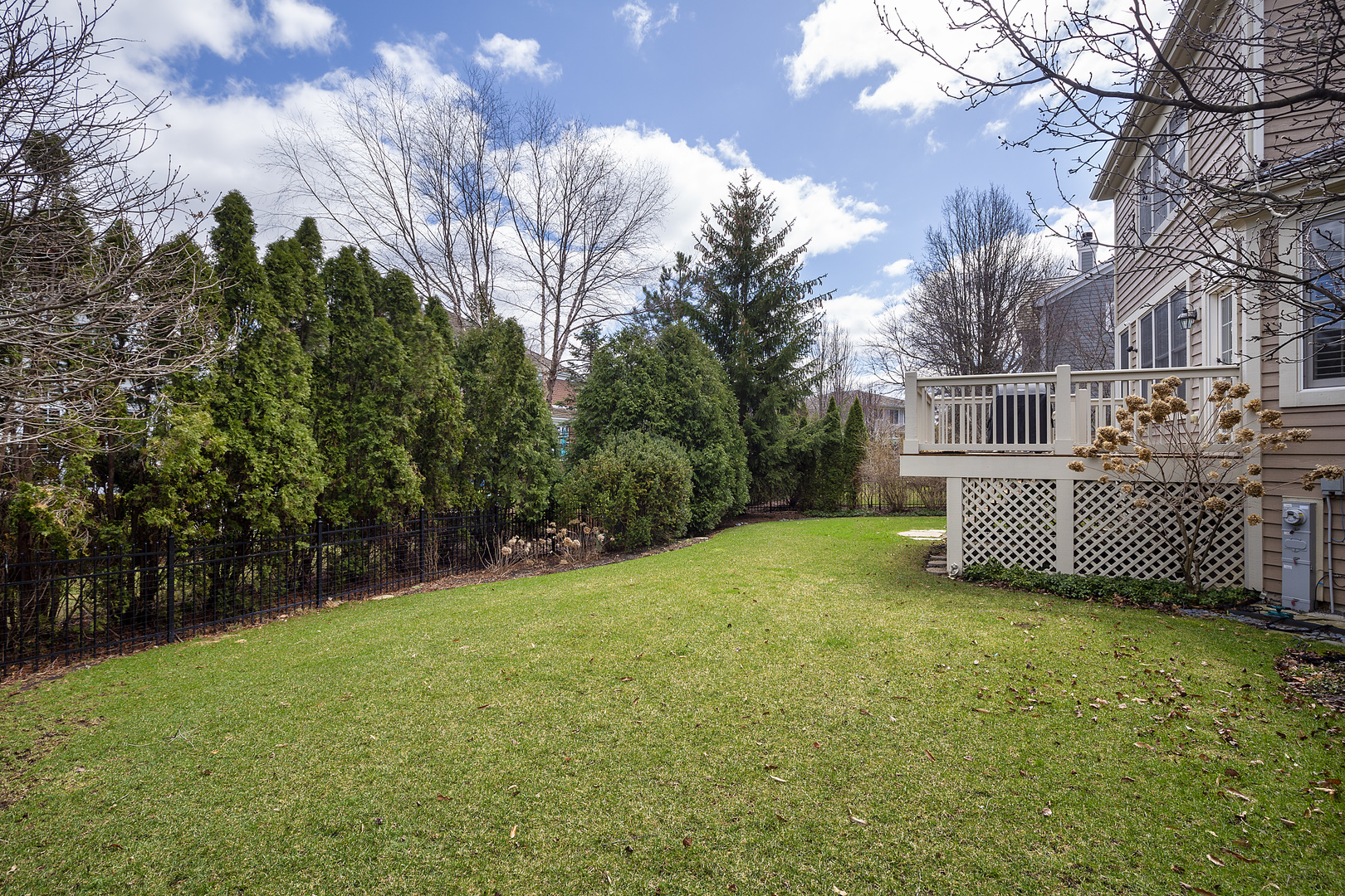 1437 Kittyhawk Lane Glenview, IL 60026 - Photo 35 of 39 a view of a house with a yard