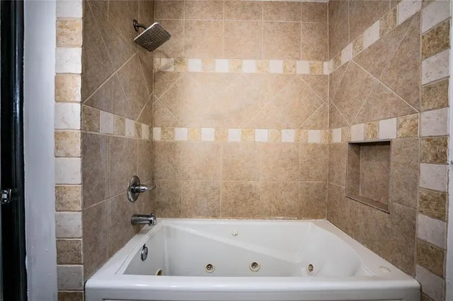 $425,000 | 1316 Fairfax North, Lakeland, FL 33813