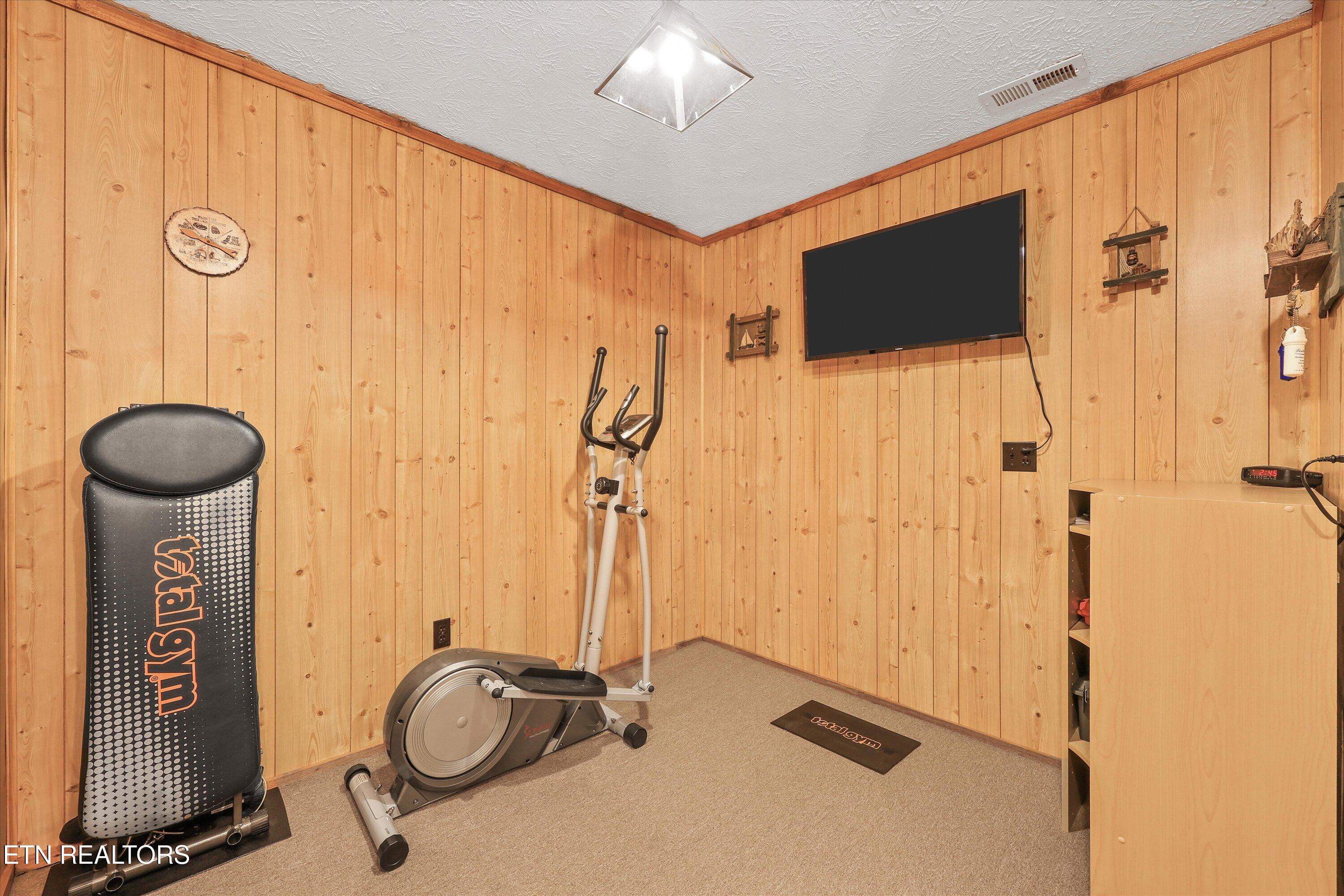 845 Yoakum Hollow Road Jacksboro, TN 37757 - Photo 23 of 58 27-845 Yoakum Hollow Rd24