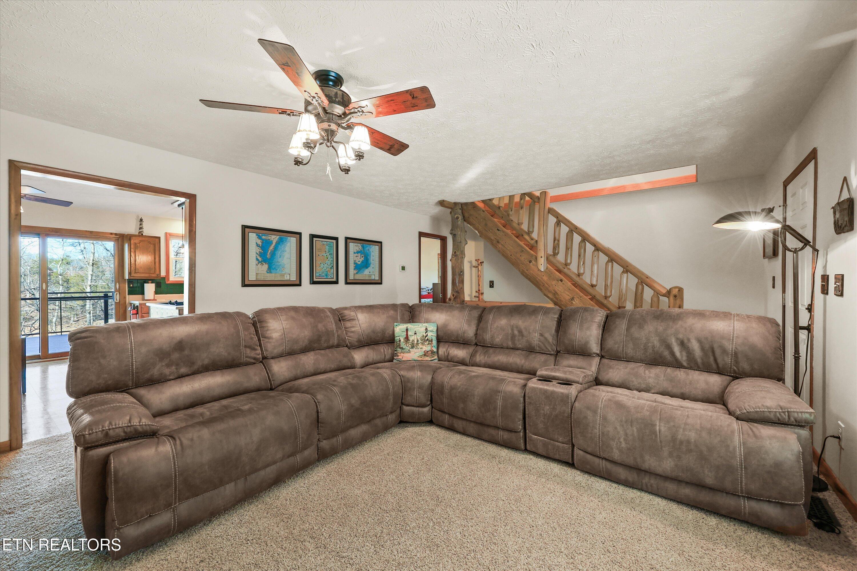 845 Yoakum Hollow Road Jacksboro, TN 37757 - Photo 3 of 58 10-845 Yoakum Hollow Rd07