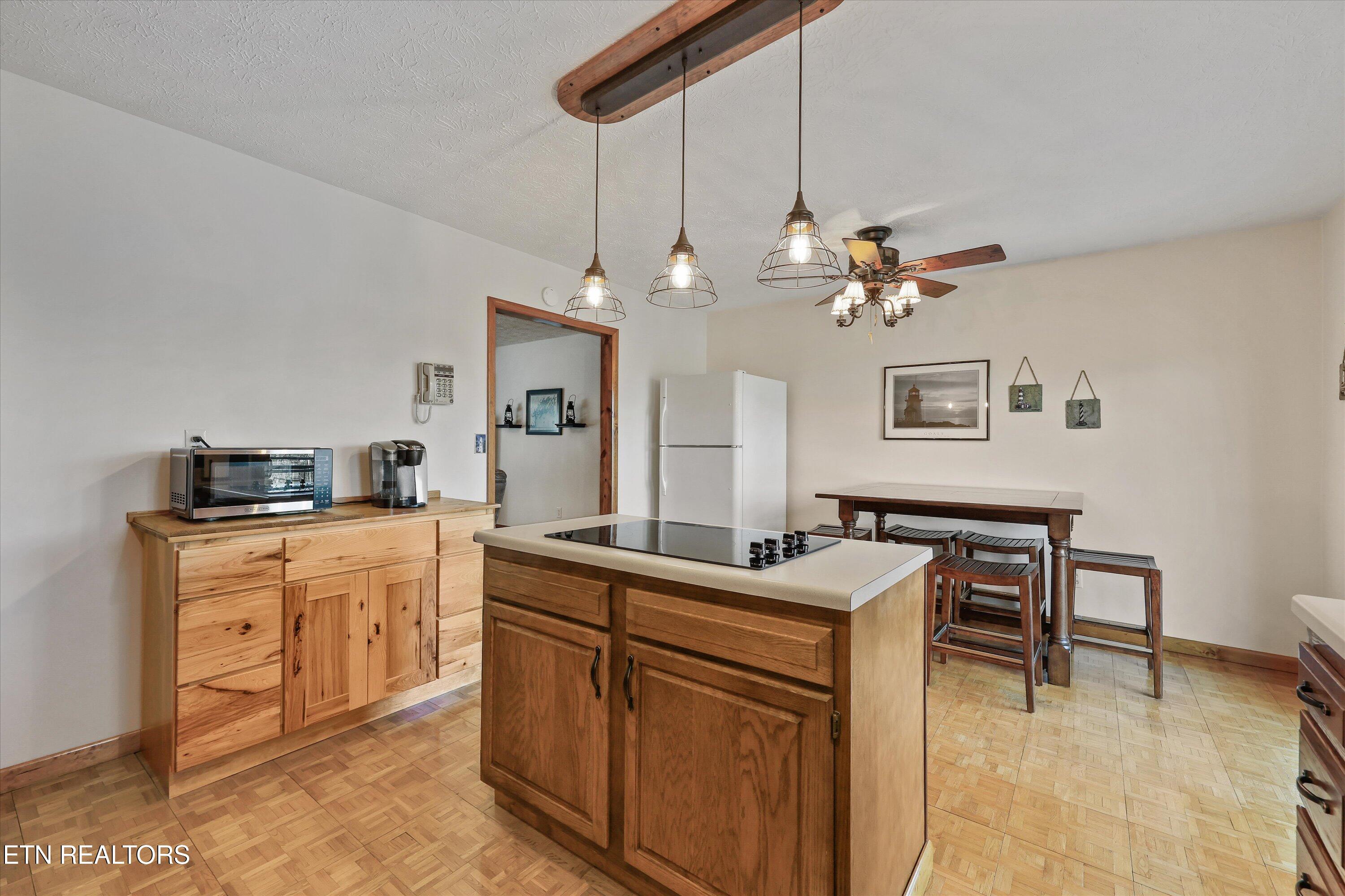 845 Yoakum Hollow Road Jacksboro, TN 37757 - Photo 5 of 58 12-845 Yoakum Hollow Rd09