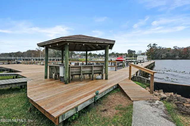 $239,000 | 116 Governor Street, Unit 124, Green Cove Springs, FL 32043
