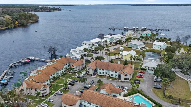 $239,000 | 116 Governor Street, Unit 124, Green Cove Springs, FL 32043