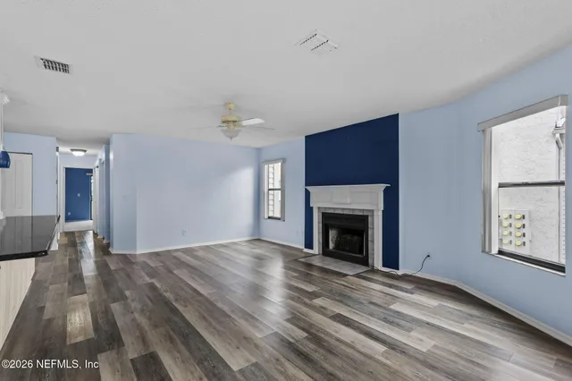 $239,000 | 116 Governor Street, Unit 124, Green Cove Springs, FL 32043