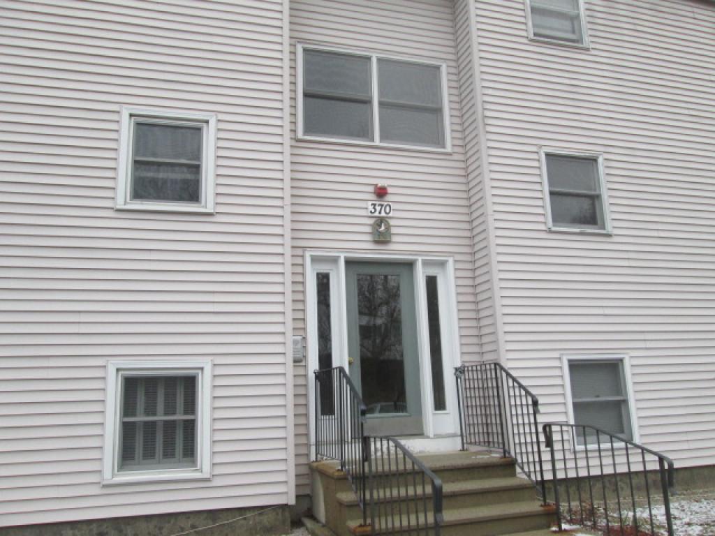 370 Circle Road, Unit 7 Manchester, NH 03103 - Photo 2 of 10