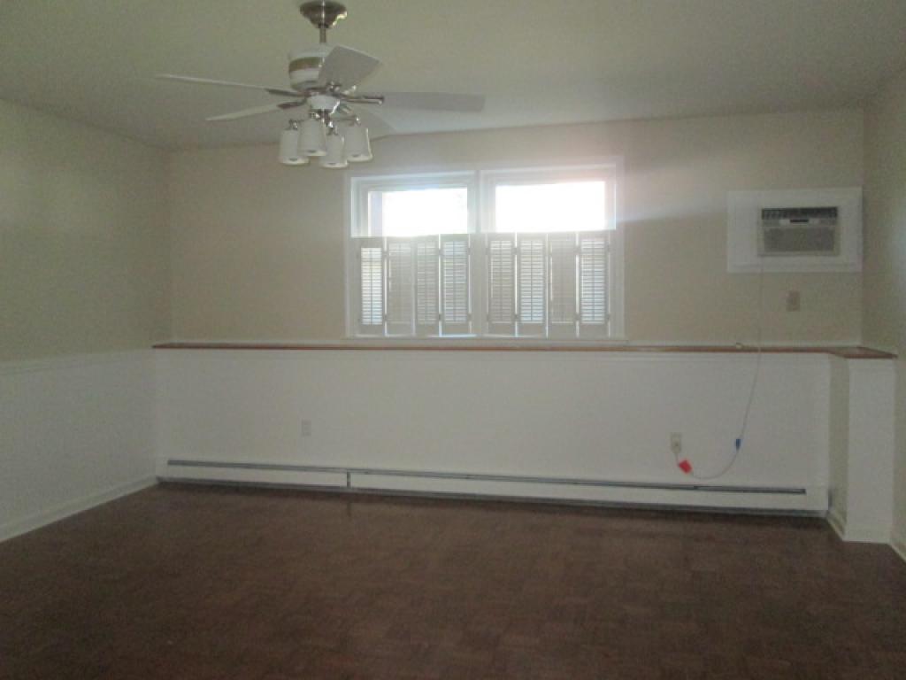 370 Circle Road, Unit 7 Manchester, NH 03103 - Photo 4 of 10