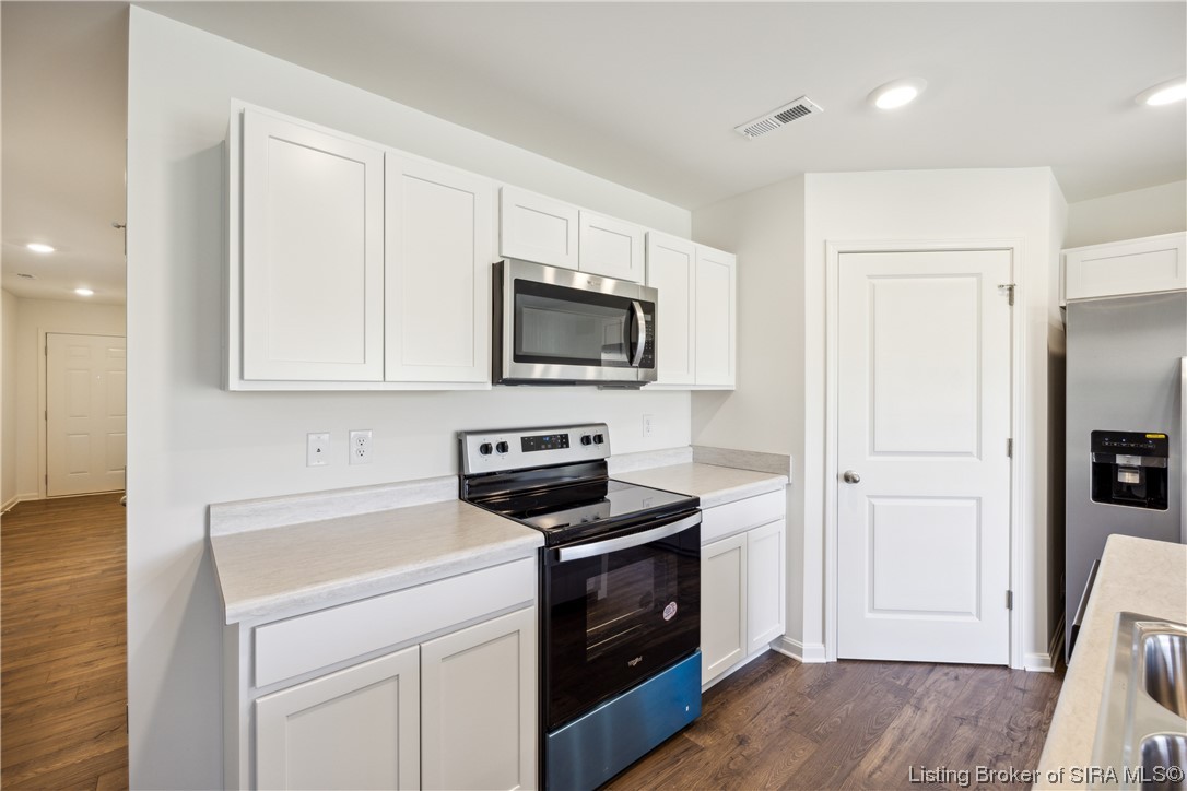 2208 Preakness Court Memphis, IN 47143 - Photo 11 of 35