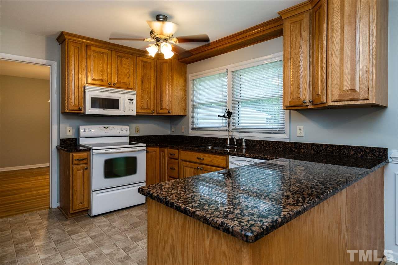 4831 Latimer Road Raleigh, NC 27609 - Photo 7 of 22