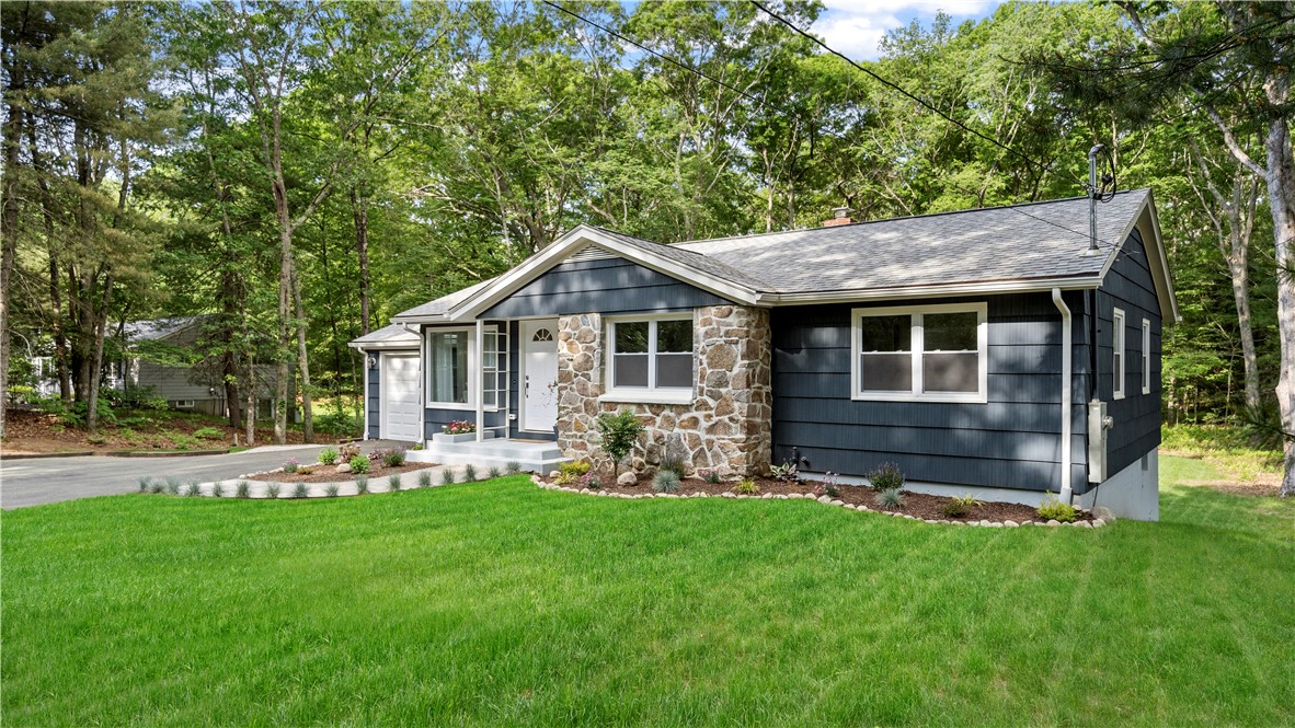 515 Shippeetown Road East Greenwich, RI 02818 - Photo 1 of 37 Gallery Image 1