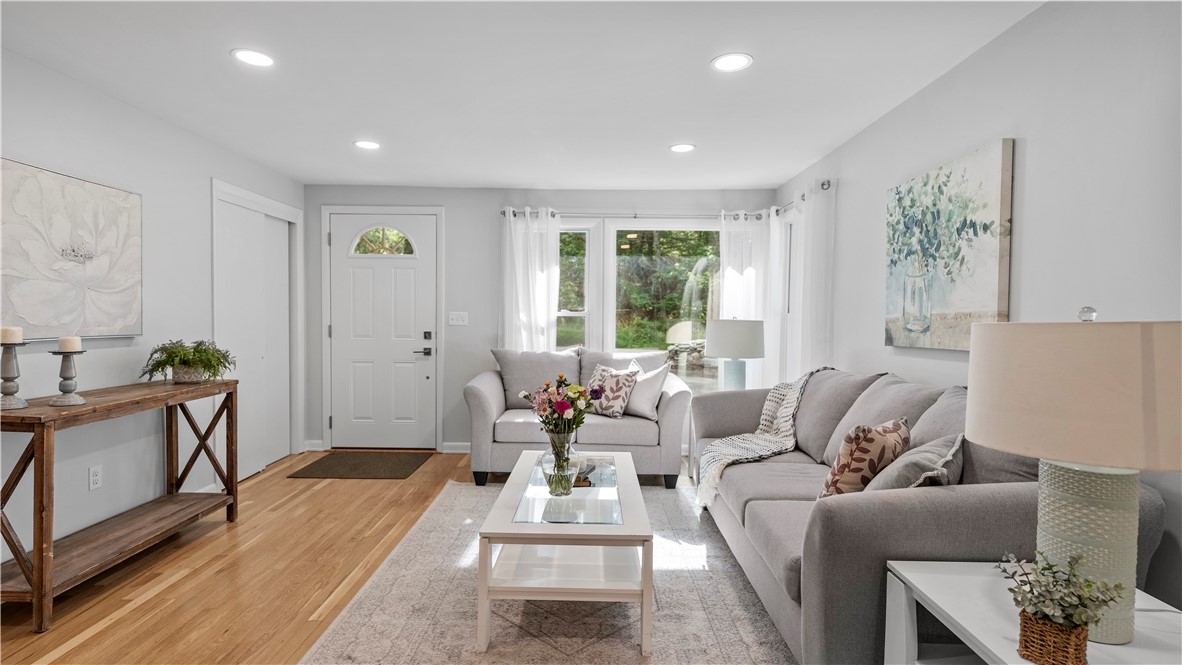 515 Shippeetown Road East Greenwich, RI 02818 - Photo 11 of 37 Gallery Image 11