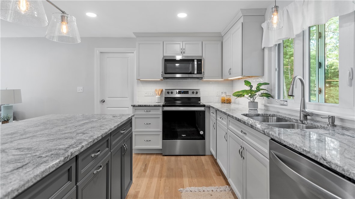 515 Shippeetown Road East Greenwich, RI 02818 - Photo 12 of 37 Gallery Image 12