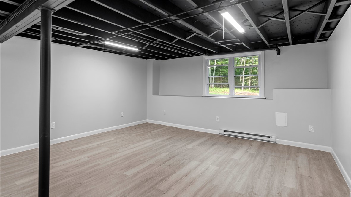 515 Shippeetown Road East Greenwich, RI 02818 - Photo 28 of 37 Gallery Image 28