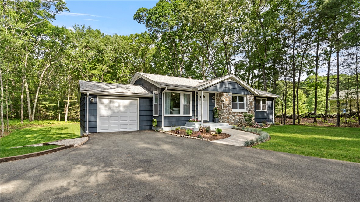 515 Shippeetown Road East Greenwich, RI 02818 - Photo 3 of 37 Gallery Image 3