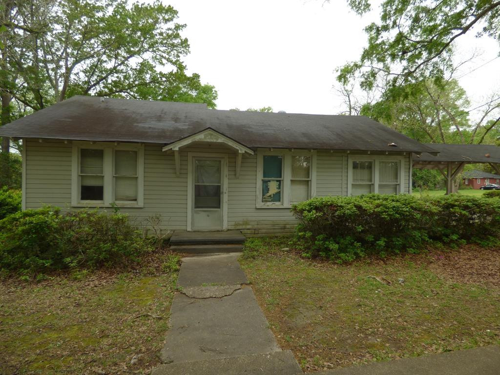 415 North Magnolia Street McComb, MS 39648 - Photo 1 of 20 Main View