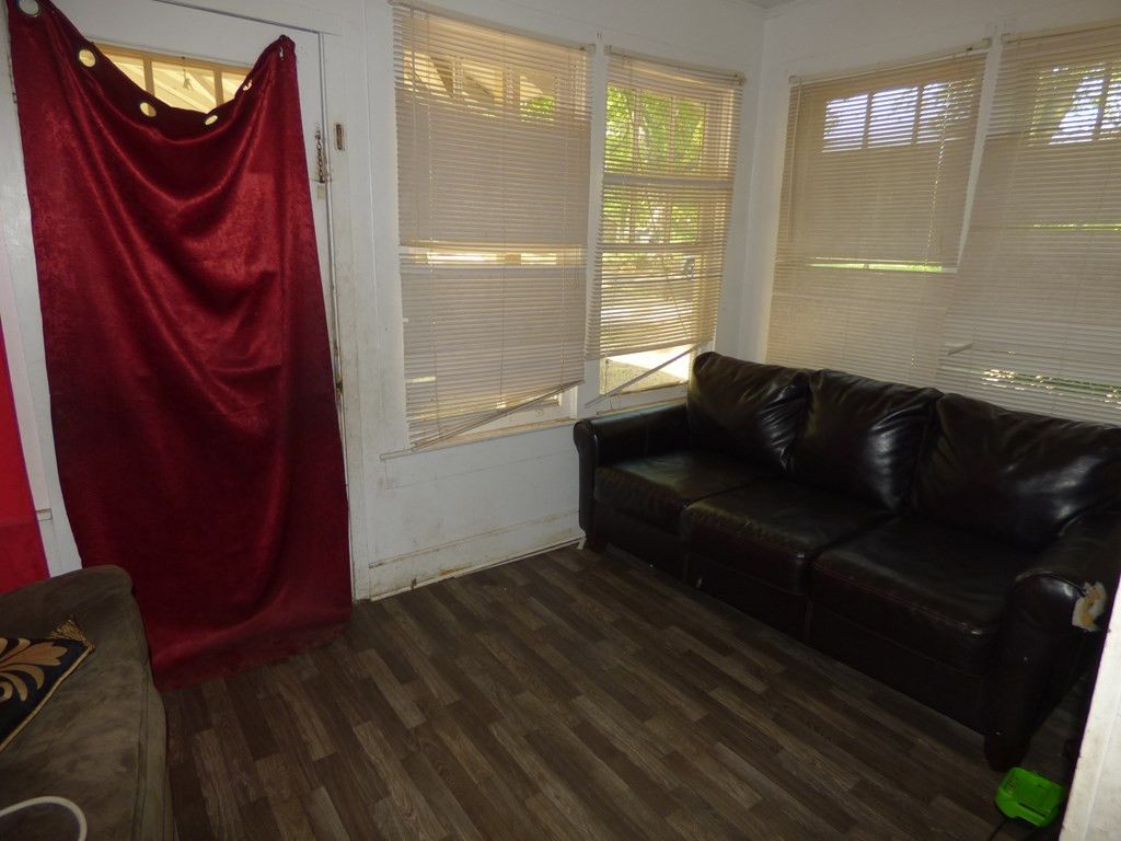 415 North Magnolia Street McComb, MS 39648 - Photo 5 of 20 Photo 5