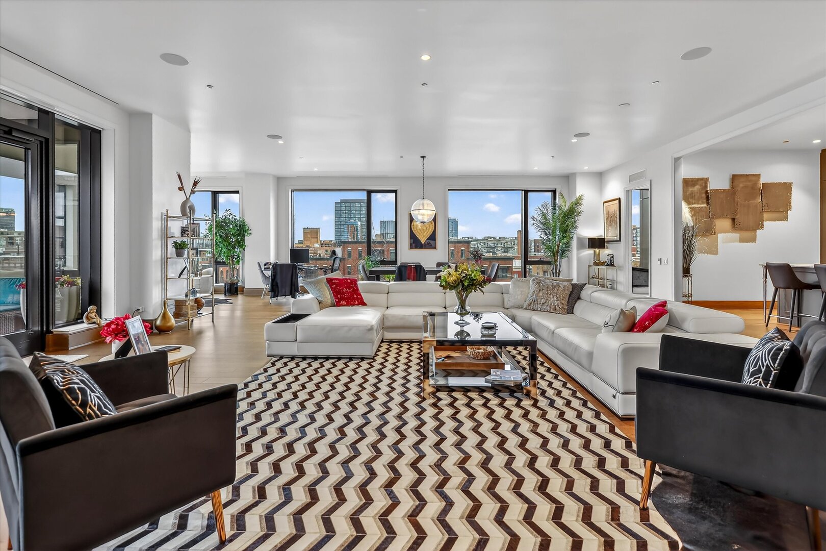 21 North May Street, Unit 501 Chicago, IL 60607 - Photo 13 of 87