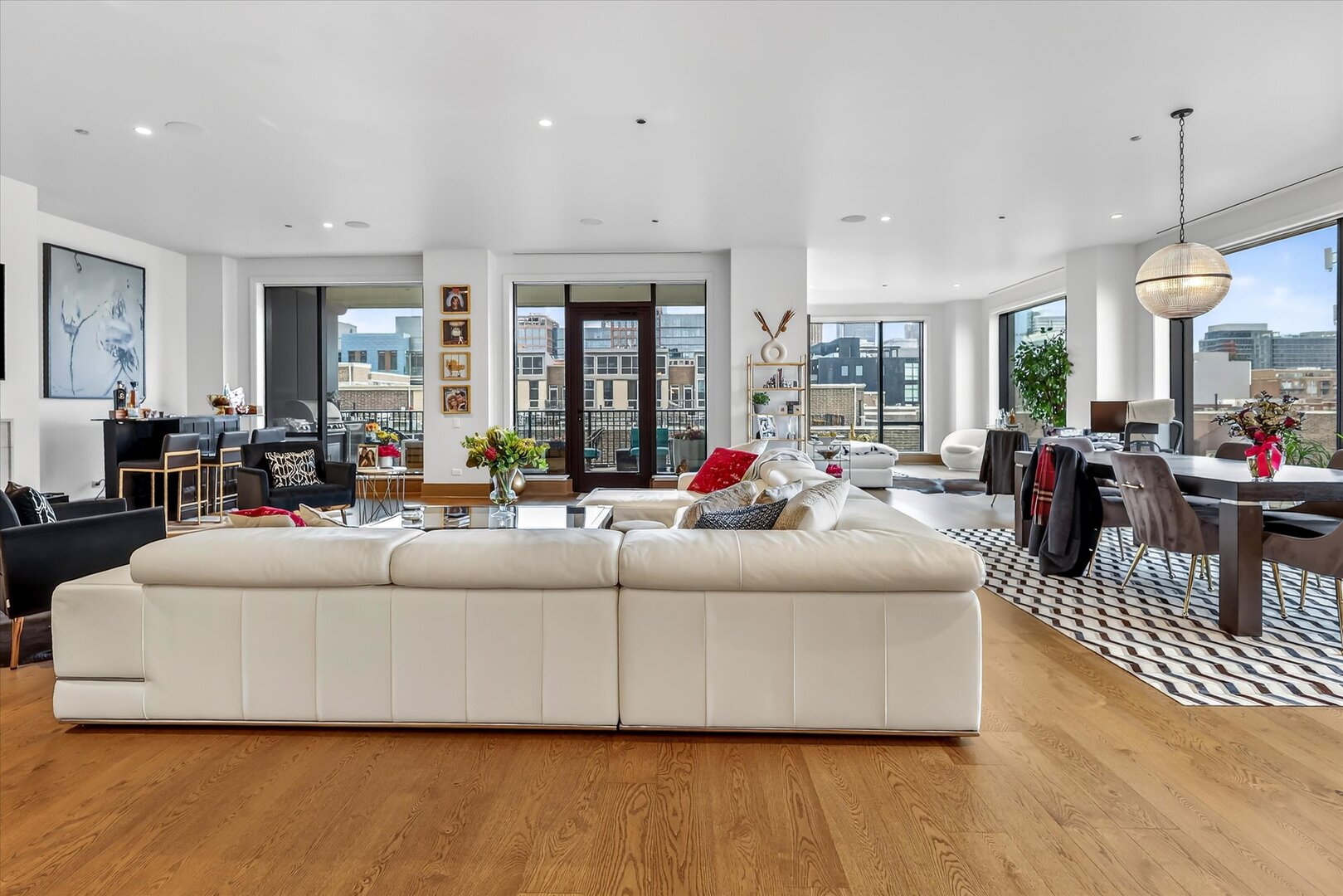 21 North May Street, Unit 501 Chicago, IL 60607 - Photo 19 of 87