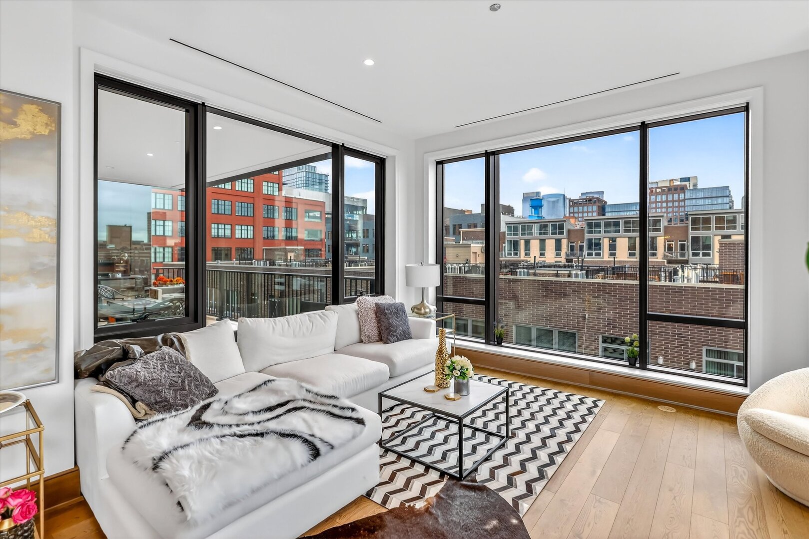 21 North May Street, Unit 501 Chicago, IL 60607 - Photo 24 of 87