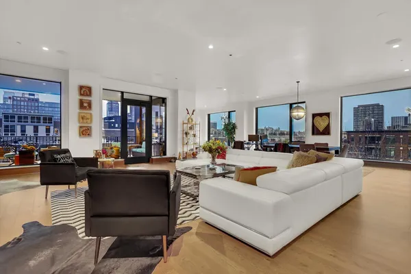 $3,025,000 | 21 North May Street, Unit 501, Chicago, IL 60607