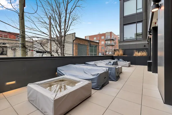 $3,025,000 | 21 North May Street, Unit 501, Chicago, IL 60607