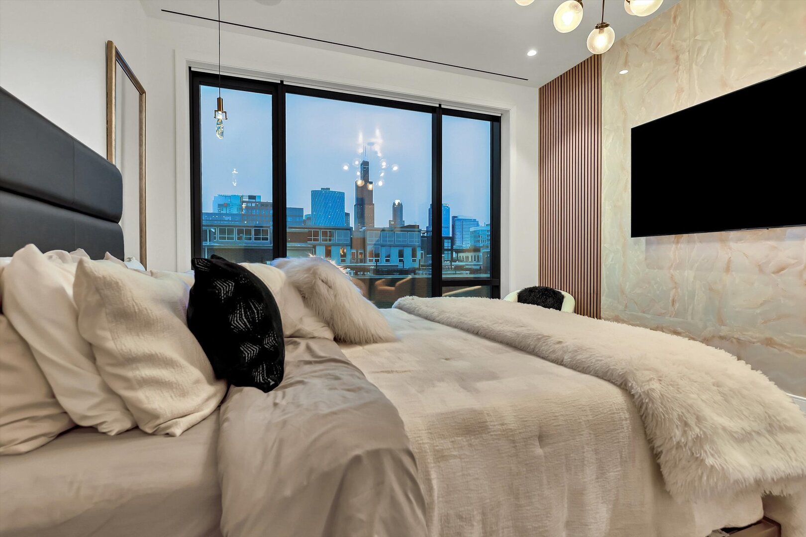 21 North May Street, Unit 501 Chicago, IL 60607 - Photo 63 of 87