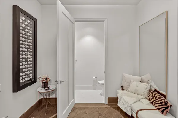 $3,025,000 | 21 North May Street, Unit 501, Chicago, IL 60607